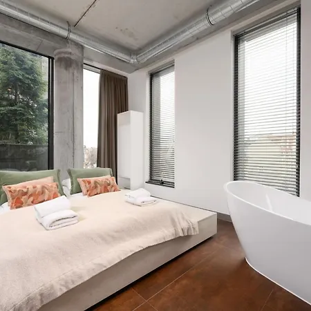Rich By Oneapartments דירה